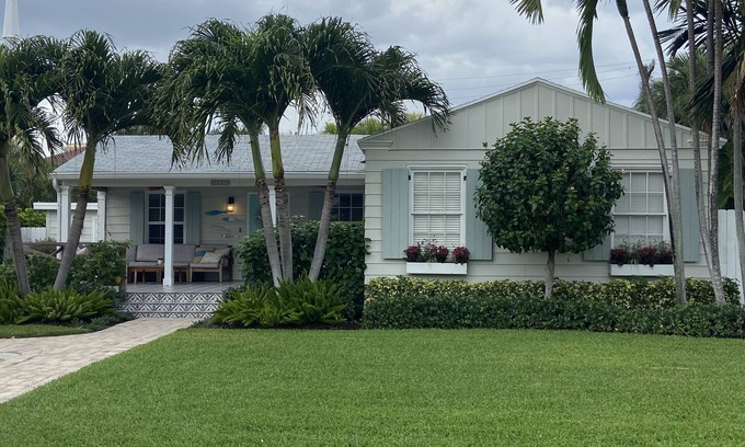 Delray Beach House | BEST LOCATION-JAN, MARCH & APRIL 2026 AVAILABLE!