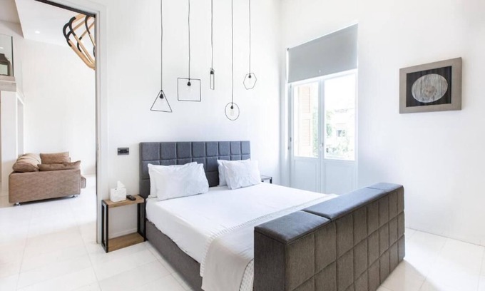 Thissio Apartment | BHA008 - C - Suite Athens