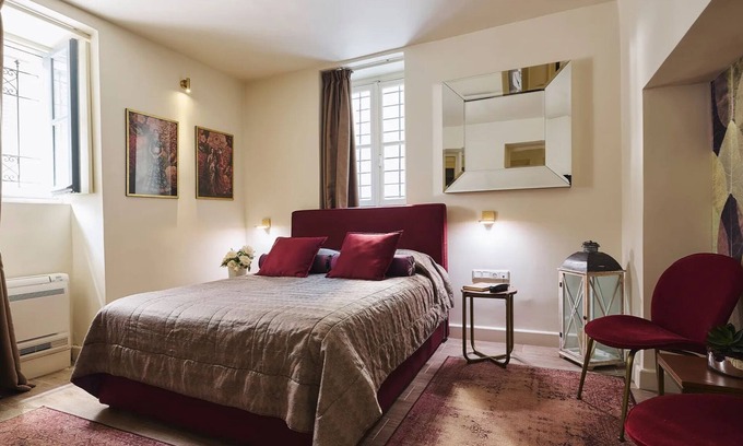 Athens City Centre Apartment | BHA026 - C - Suite Athens