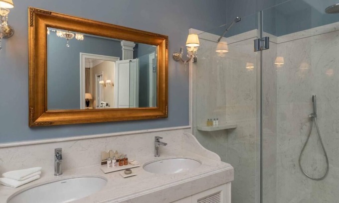 Koukaki Apartment | BHA033- C - Suite Athens