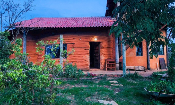 Alto Paraiso de Goias Cottage | Bioconstruction House and the most beautiful Sunset in Chapada