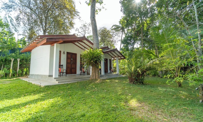 Ahangama Hotel | Bird Of Paradise - Ahangama Villa