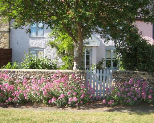 Snape House | Box Cottage
