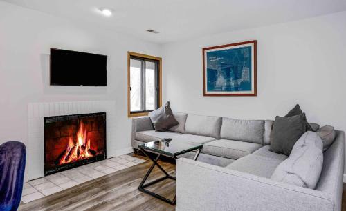 Fontana House | Briarwood Serenity at Abbey Springs - Quiet 4 BDR