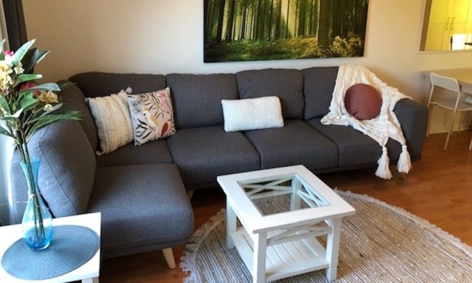 Largs North Apartment | Budget Beachside Accommodation