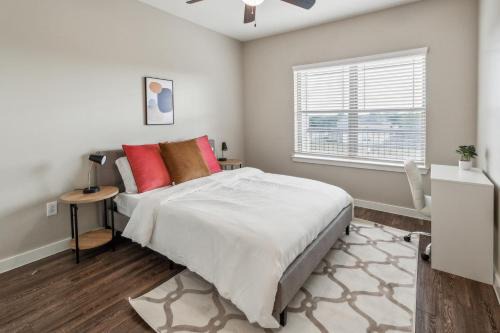 Willowbrook Apartment | C Creek 7309 I New Construction 1bd Apt I Gated