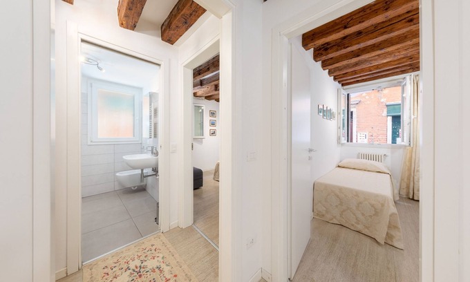 Santa Croce Apartment | Cadamore
