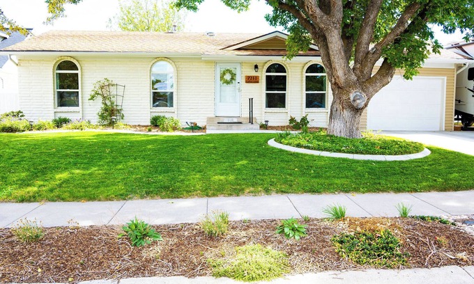 West Jordan House | Camelot Cottage - Private Home