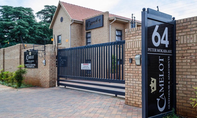 Potchefstroom Apartment | Camelot Guest House & Apartments