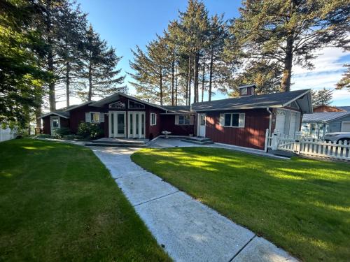 Kodiak House | Captains View