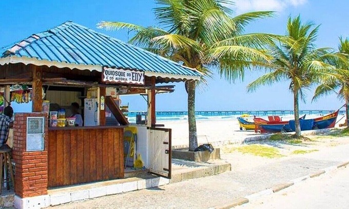 Mongagua Ski Chalet | Casa a 600m do mar com garagem e pet friendly