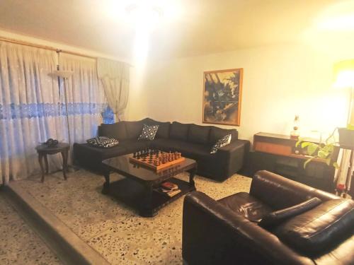 La Candelaria Apartment | Casa Clásica Zona Centro Medellín, Casa Villa para 8H