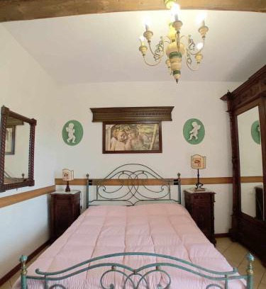 Orvieto House | Casa Serafina trilocale con arredi d'arte e parcheggio privato