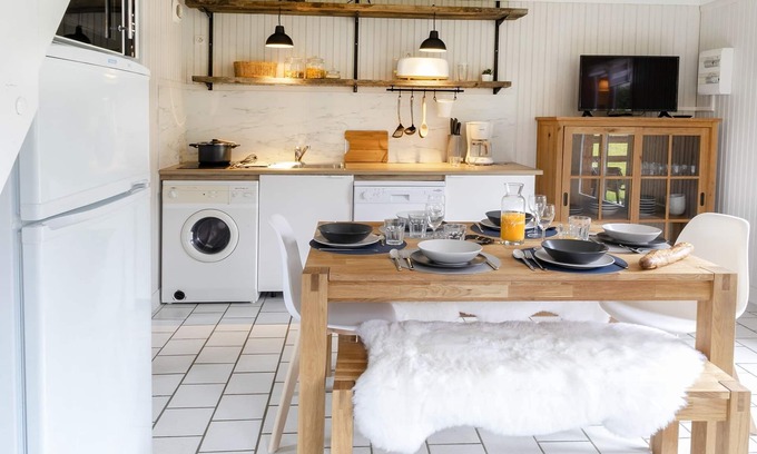 Auquainville Ski Chalet | chalet-gîte 6 pers. Normandie Piscine Heated from Mid-May to September