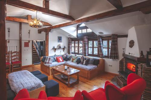 Old Town Ski Chalet | Chalet Jora - Total Chalets
