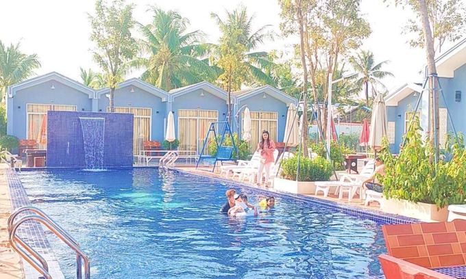 Kampot Hotel | Chan Doungbunleang