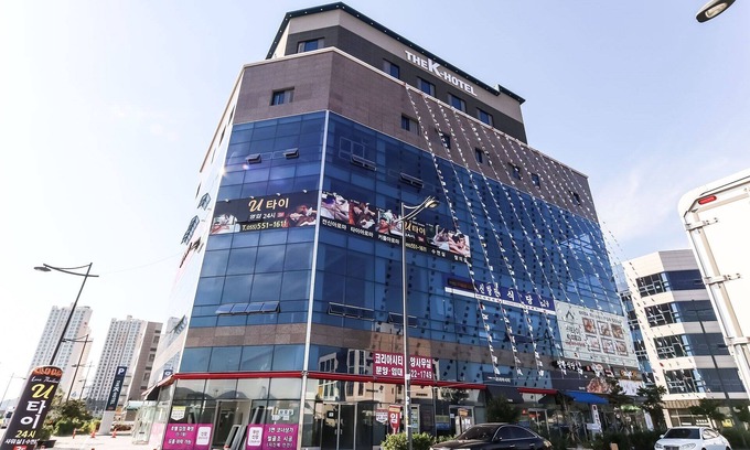 Changwon Hotel | Changwon Jinhae Yongwon Hotel The K