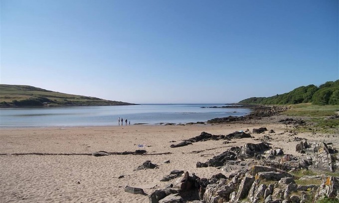 Kirkcudbright Cottage | Chapelton Cottage No 2 - a cottage that sleeps 4 guests in 2 bedrooms