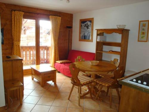 Pralognan-la-Vanoise Apartment | Charmant apt 3 pièces, balcon, proche pistes - FR-1-464-127