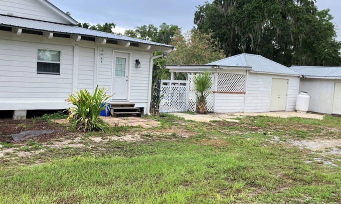 Apopka House | Charming 1-bedroom mother-in-law suite w/full kitchen in delightful Apopka
