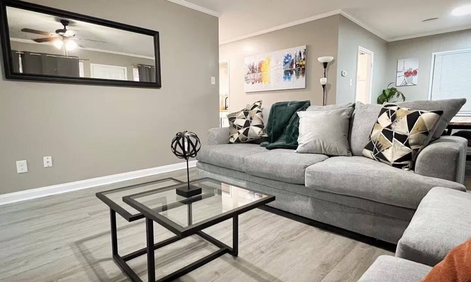 East Memphis House | Charming 3-Bedroom Home with Game Room, Spacious Backyard, and Outdoor BBQ