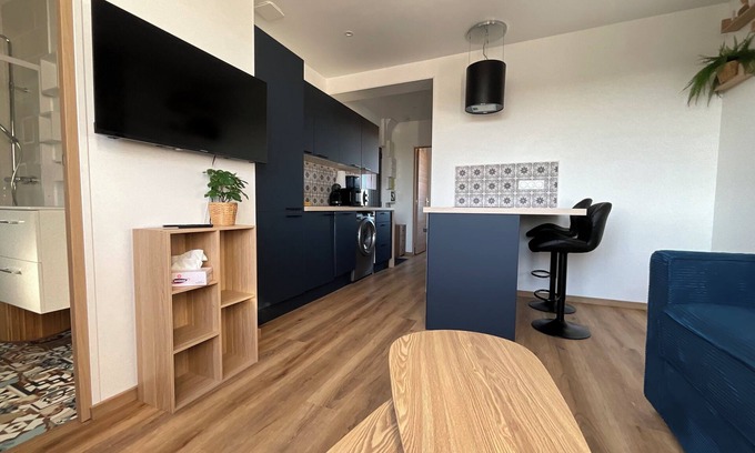 Plougoulm Apartment | Charming apartment 10min walk from the coast