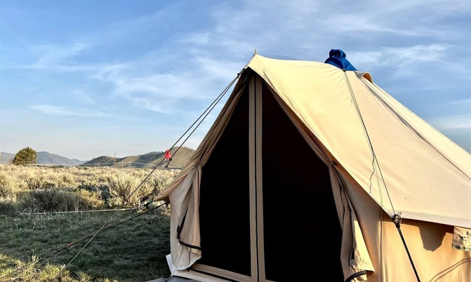 Hot Springs RV Rental | Charming Bell Tent for Glamping Escapes to Montana