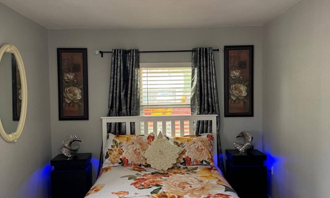 Nichols Apartment | Charming studio with WiFi and AC in wonderful Mulberry