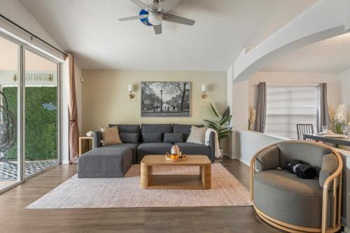 Bridgewater at Town Center House | Chic & Cozy Hideaway