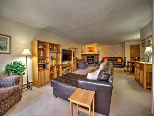 Historic District Apartment | Cimarron Chalet by Ski Country Resorts