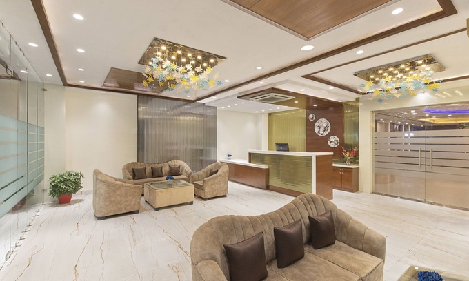 Bareilly Hotel | Click Collection Sparsh, Bareilly