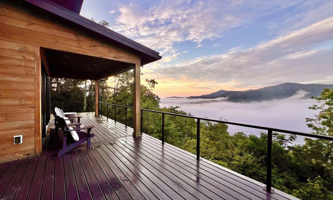 Whittier Cabin | Cloud9 Overview Cabin, Secluded &Breathtaking View