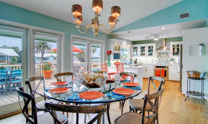 Key Allegro House | Coastal, Bright and Cheery, Key Allegro Waterfront Canal + Heated Private Pool
