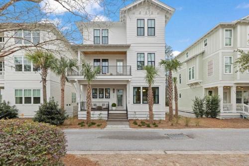 Treetop House | Coastal Charm