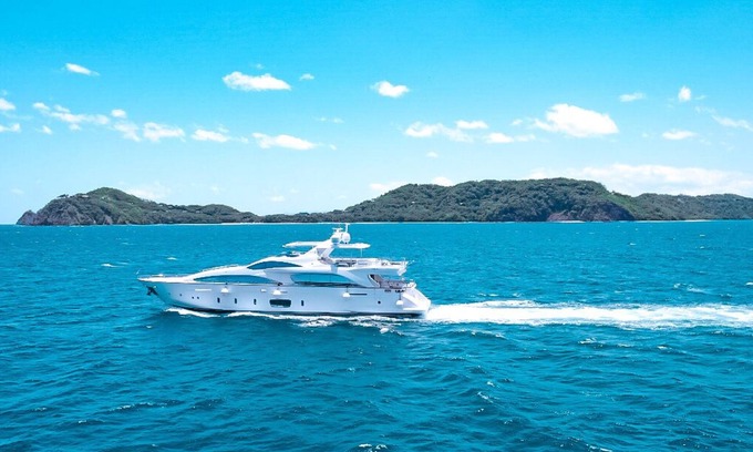 Playa Flamingo Boat Rental | Coastal Elegance: Luxury Yacht in Playa Flamingo