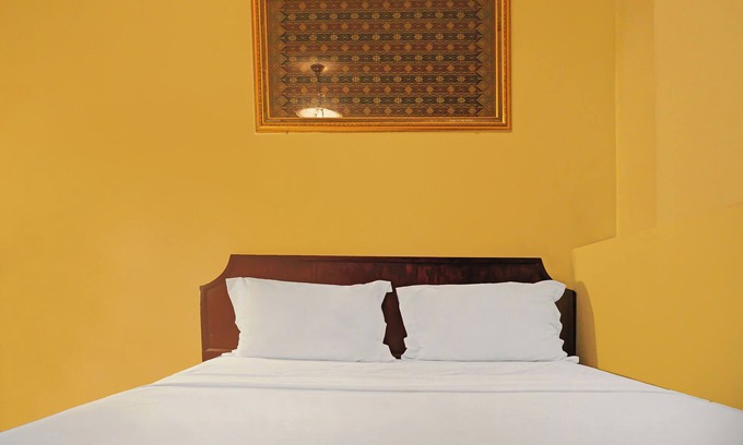 Palembang Hotel | Collection O 92690 Hotel Limas