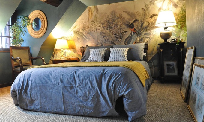 Saint-Laurent-du-Mottay Ski Chalet | Collector's cottage. A little corner of paradise in the château grounds!