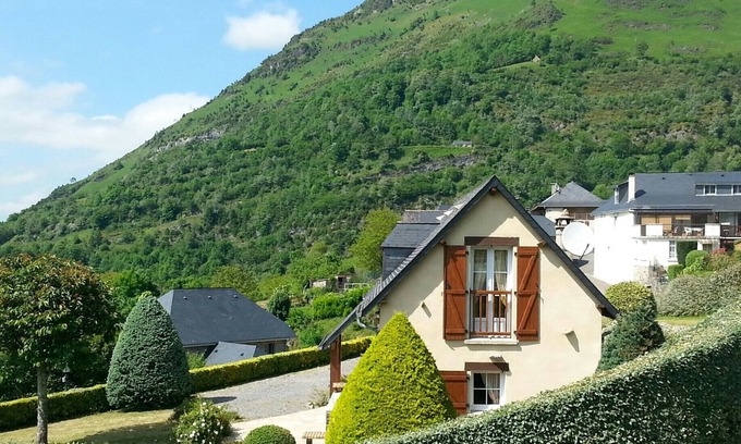 Beost Ski Chalet | COMFORTABLE CHALET, QUIET, MAGNIFICENT VIEW, IDEAL FOR YOUR HOLIDAYS.