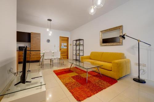 St. Andrew's Apartment | Contemporary 1 Bedroom Gem in Swieqi