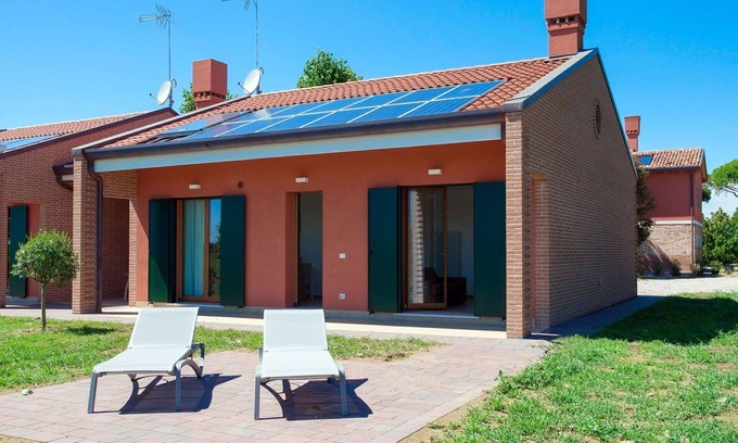 Cavallino-Treporti Apartment | Cosy apartment for 8 guests with A/C, WIFI, TV and patio