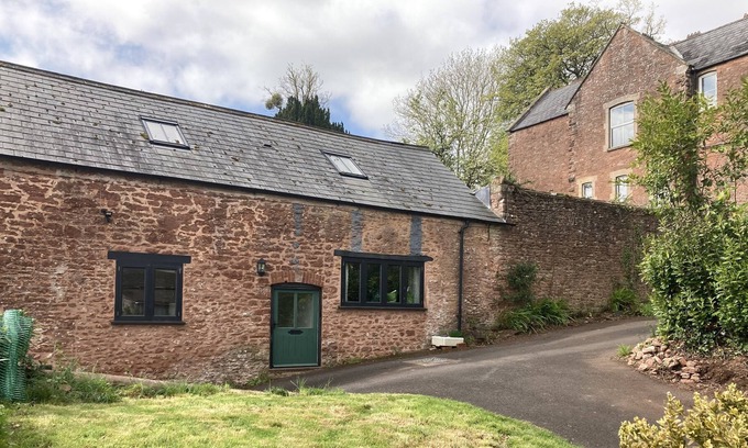 Long Barn Cottage | Cosy Cottage