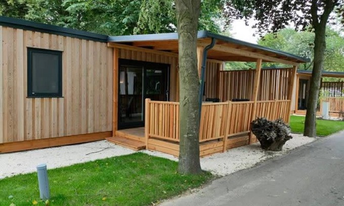 Biddinghuizen House | Cottage 5 by Interhome