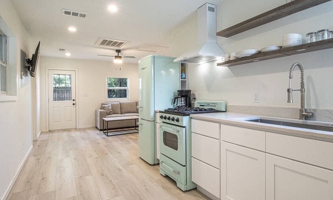 Long Beach Cottage | Cottage at the Carrmicheal