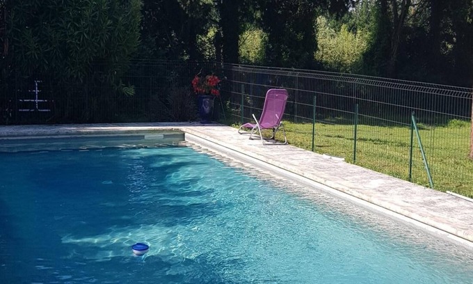 Noves Cottage | cottage in the countryside at the foot of the alpilles and Avignon