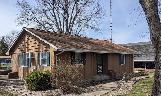 Culver House | Cottage on Lake Maxinkuckee