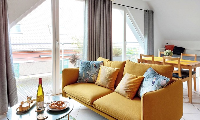 Voegtlinshoffen Apartment | Cottage with heated pool on the wine route and close to EGUISHEIM