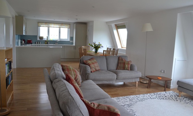 Humbie Apartment | Country location with superb views over the Lammermuir Hills
