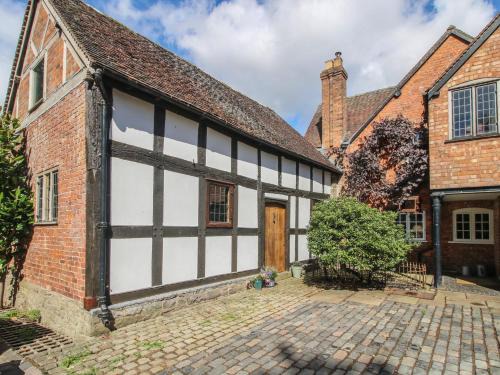 Little Stretton House | Courtyard Cottage