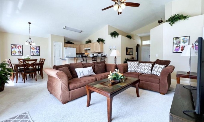 West Haven House | Cozy 3 BR 2 Bath Villa with Splash Pool-335KD home