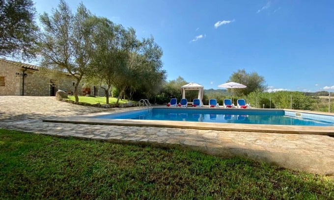Manacor Cottage | COZY AND QUIET STONE HOUSE, WITH CHARMING MALLORQUIN (FREE WIFI)